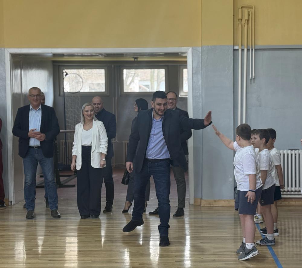 Poseta državnog sekretara Cvjetićanina (1)