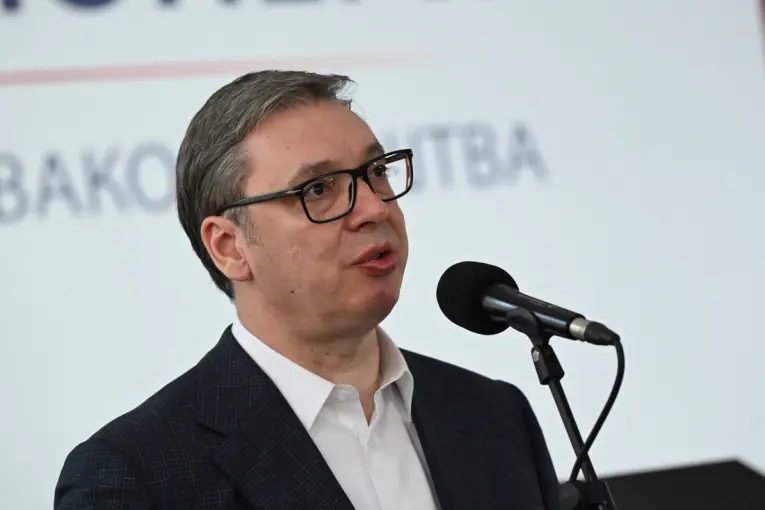 Vučić sa Azvirtom, potpisuje se ugovor za brzu saobraćajnicu u Vojvodini